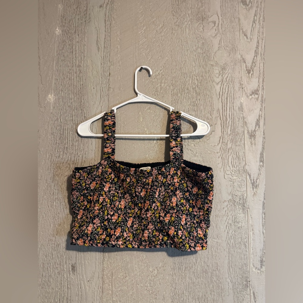COPY - American eagle crop top floral print